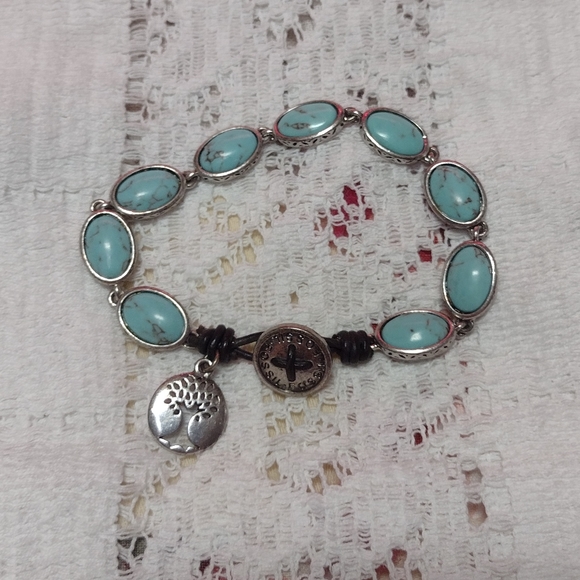 FOSSIL Faux Turquoise Silver Button Bracelet - Picture 2 of 7